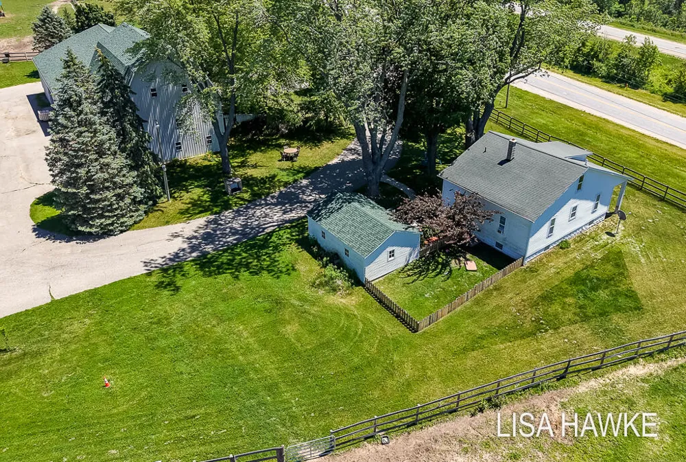 10365 Cleveland Street Crockery Township, MI 49448