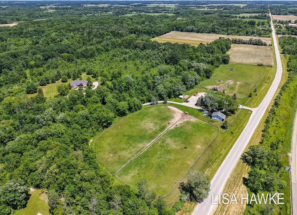 10365 Cleveland Street Crockery Township, MI 49448