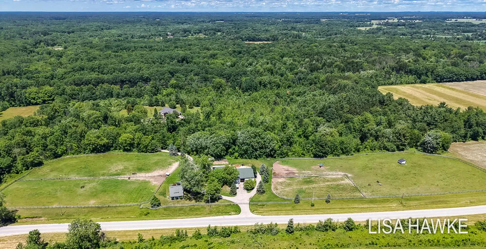 10365 Cleveland Street Crockery Township, MI 49448