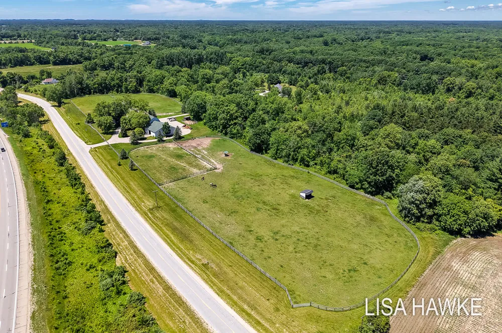 10365 Cleveland Street Crockery Township, MI 49448