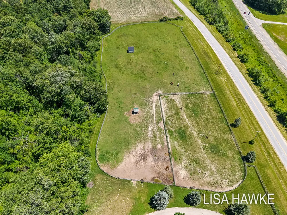 10365 Cleveland Street Crockery Township, MI 49448