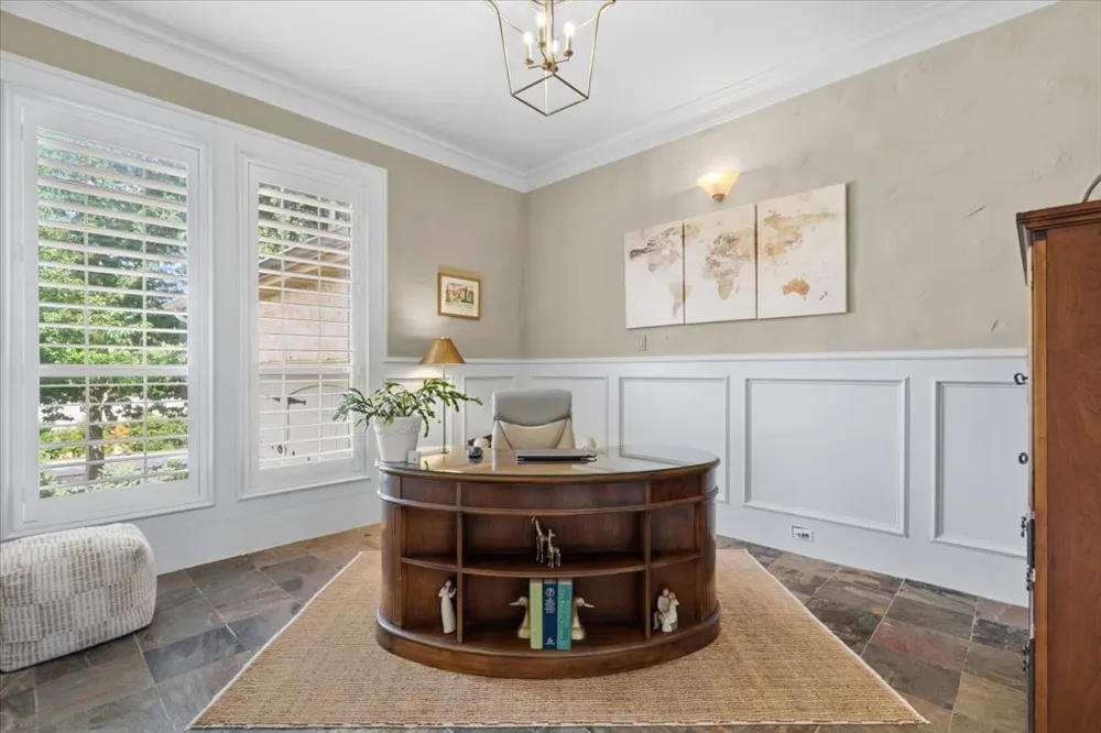 91 Duck Lake Drive Lakeway, TX 78734