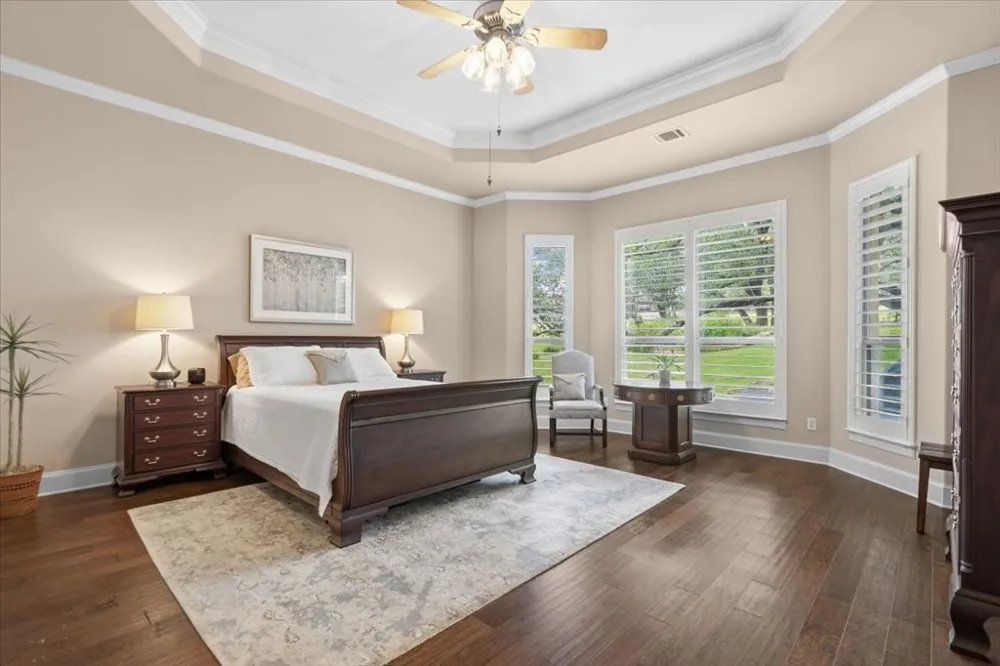 91 Duck Lake Drive Lakeway, TX 78734