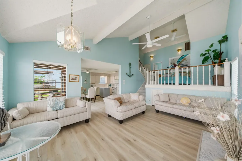 215 Redfish Drive Freeport, TX 77541