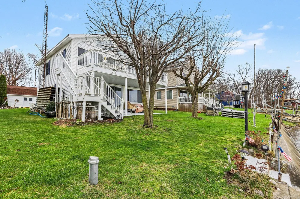 828 Werners Landing Drive Bronson, MI 49028