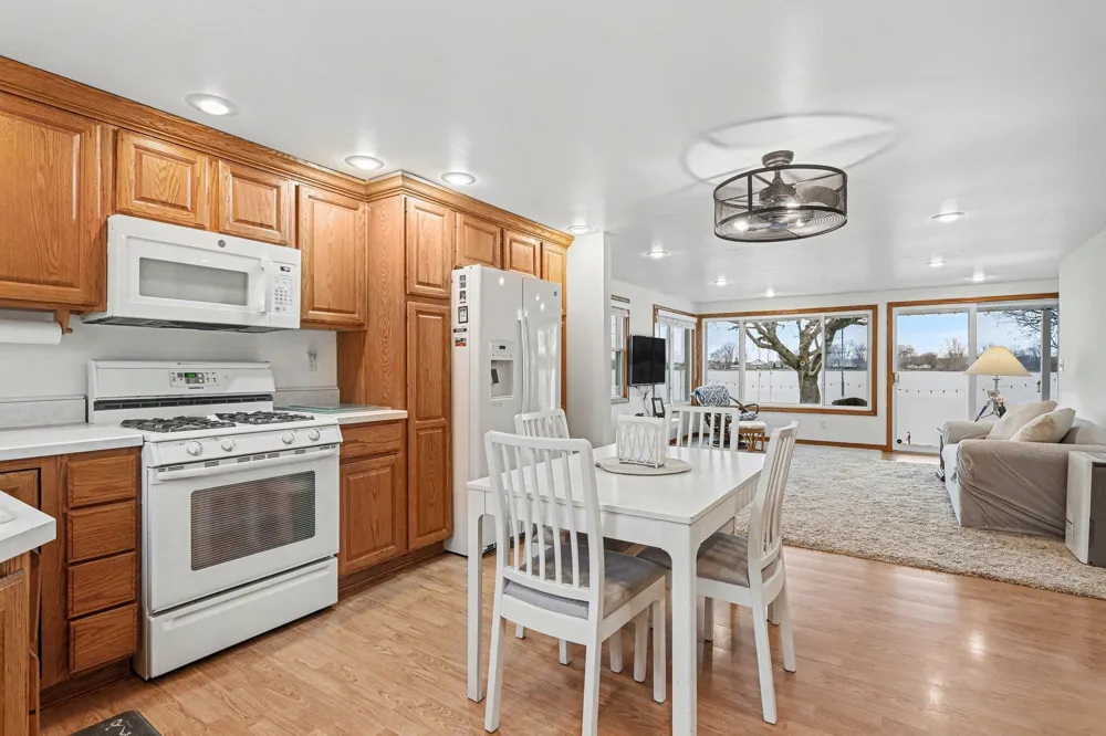 828 Werners Landing Drive Bronson, MI 49028