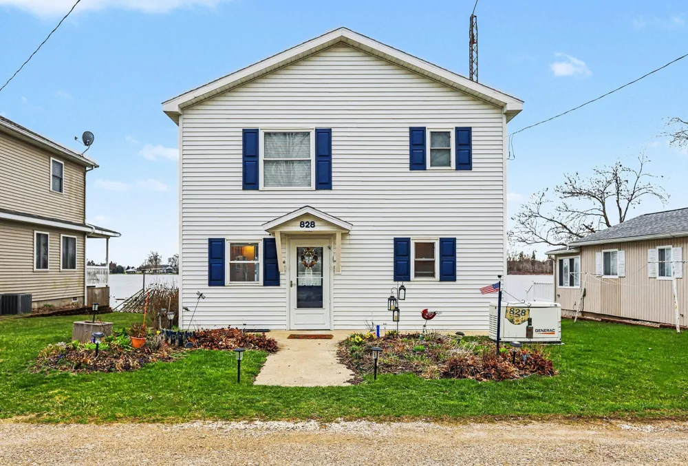 828 Werners Landing Drive Bronson, MI 49028