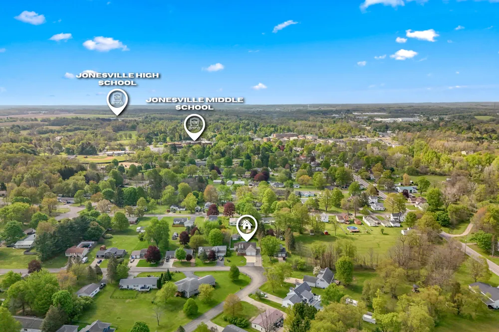301 Case Street Jonesville, MI 49250