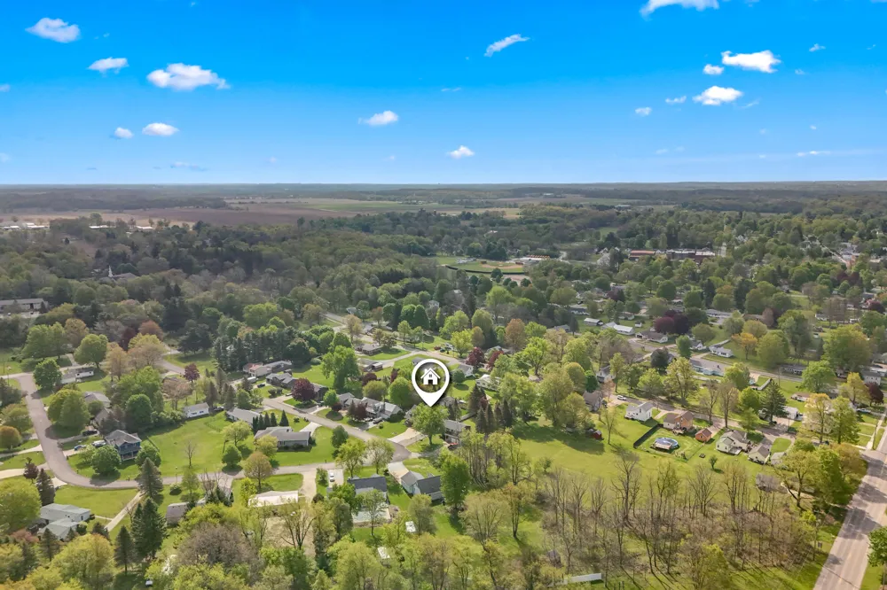 301 Case Street Jonesville, MI 49250