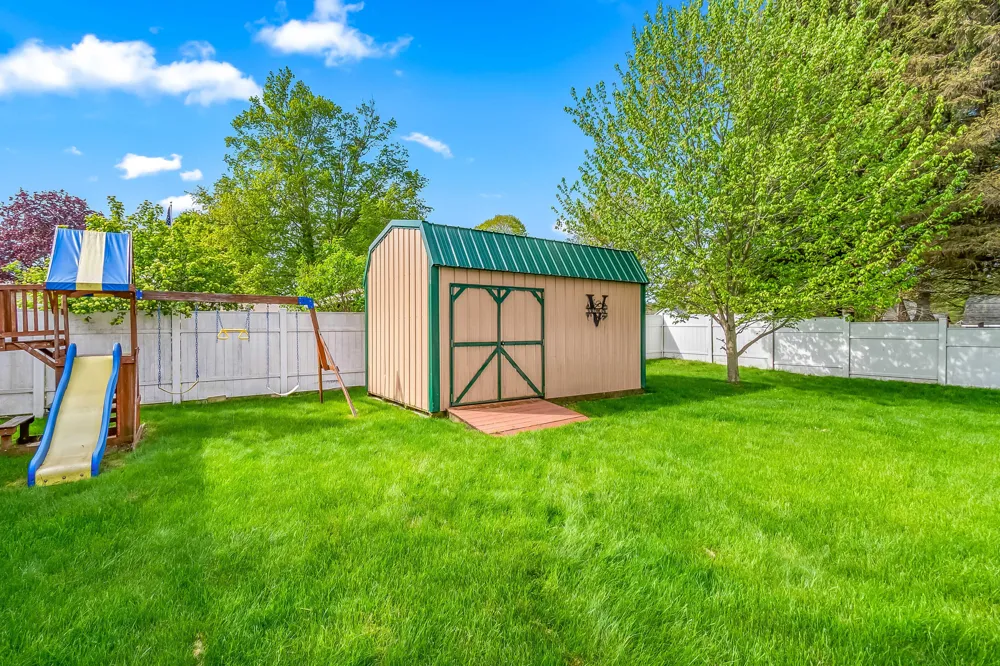 301 Case Street Jonesville, MI 49250