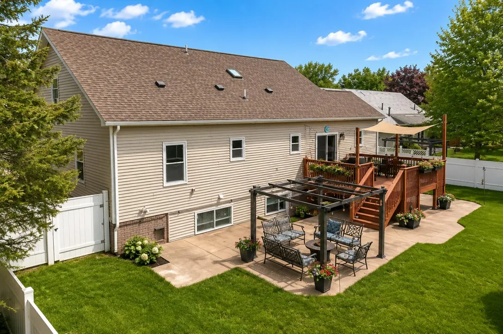 301 Case Street Jonesville, MI 49250