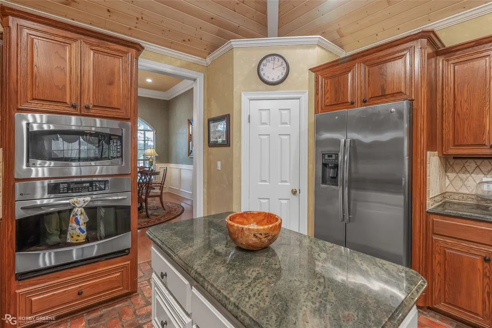 400 Crouch Road Benton, LA 71006