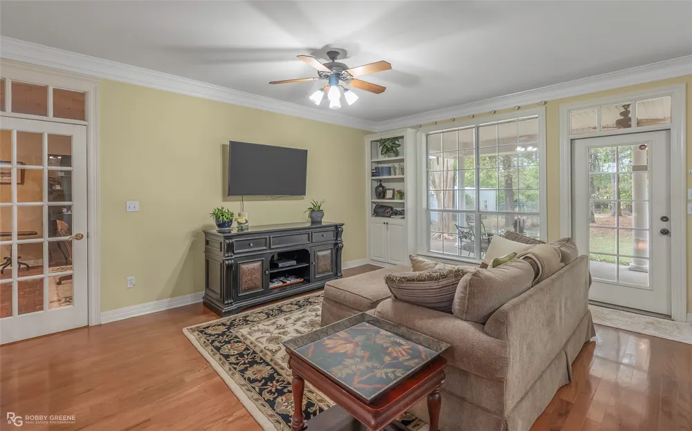 400 Crouch Road Benton, LA 71006