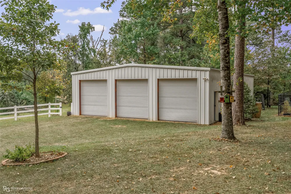 400 Crouch Road Benton, LA 71006