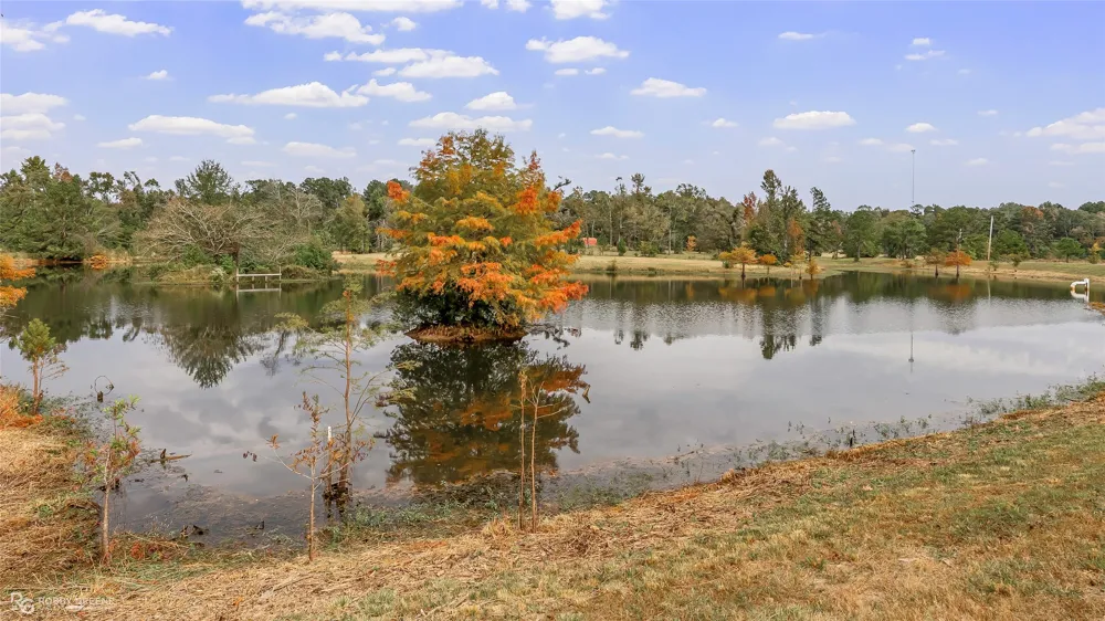 400 Crouch Road Benton, LA 71006