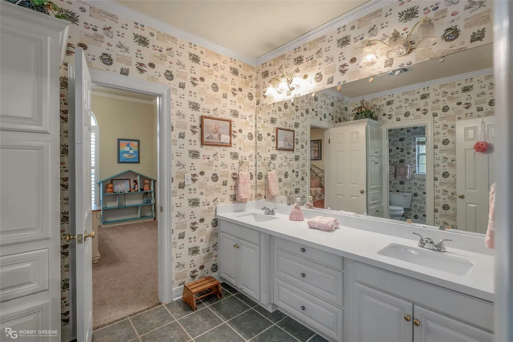 400 Crouch Road Benton, LA 71006