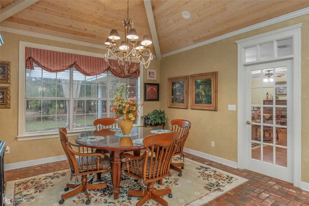 400 Crouch Road Benton, LA 71006