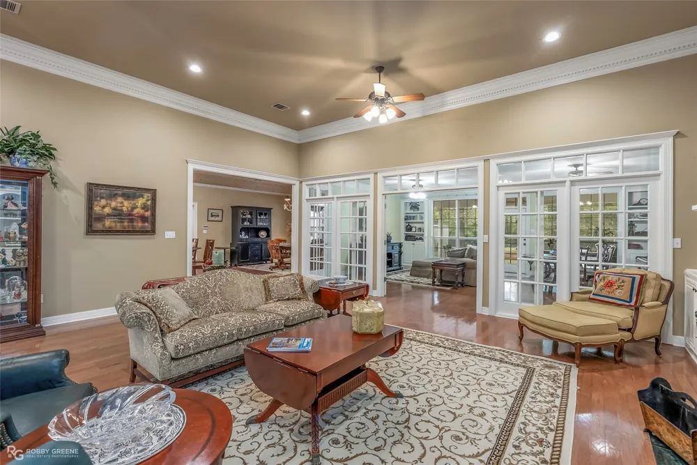400 Crouch Road Benton, LA 71006