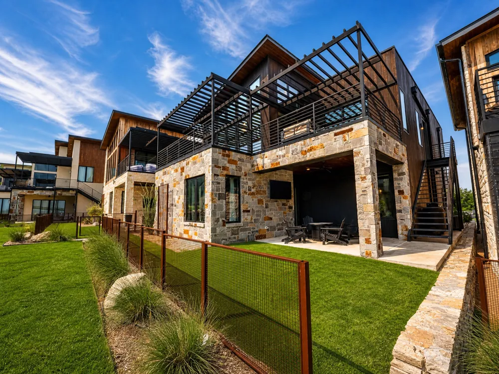 12 Breakwater Bend Graford, TX 76449
