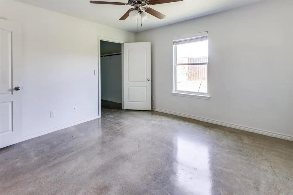 6011 Amelia Earhart Boulevard #B Killeen, TX 76543