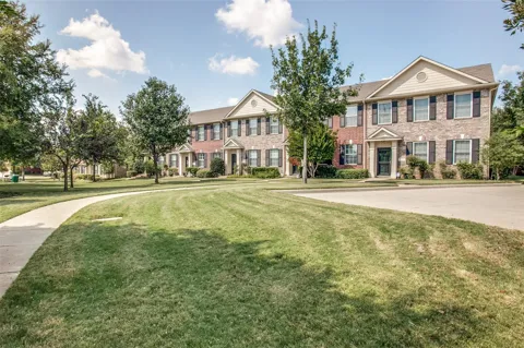 4116 Kyndra Circle