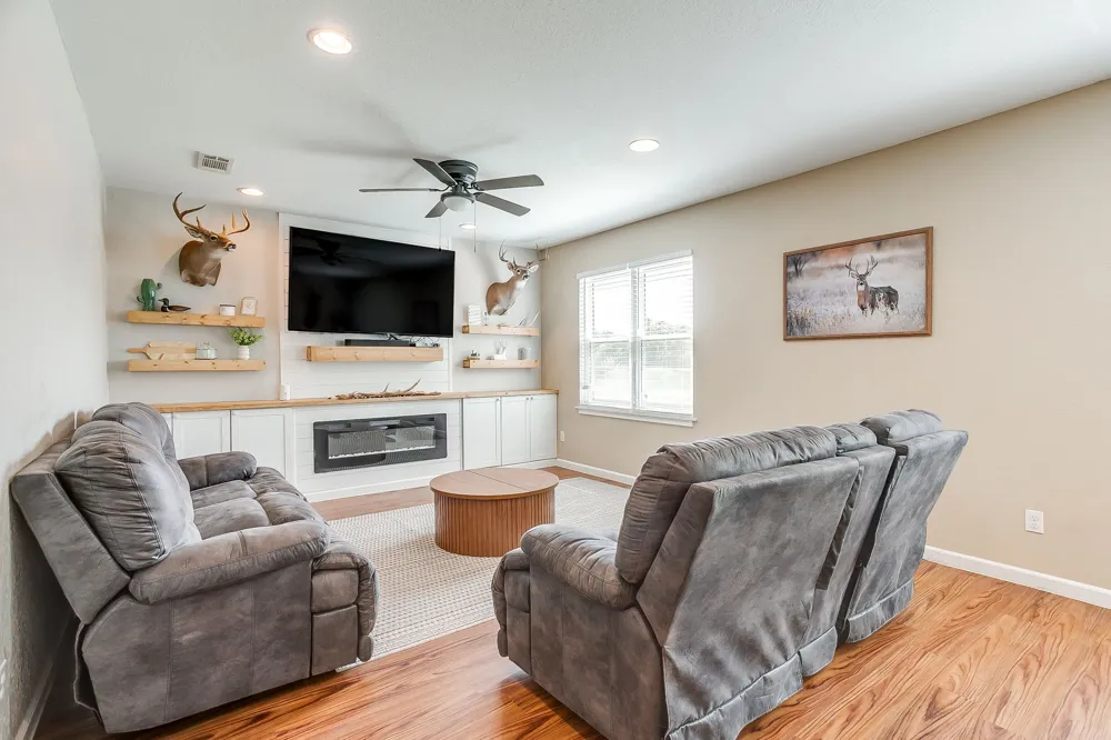 4435 S FM 113 Millsap, TX 76066