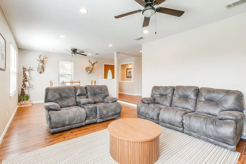 4435 S FM 113 Millsap, TX 76066
