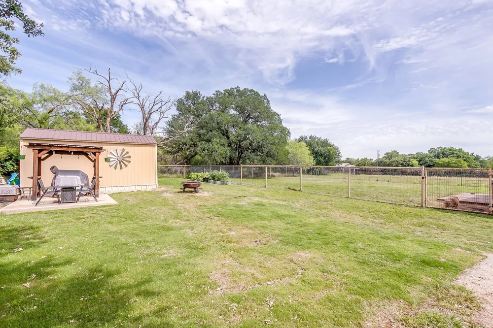 4435 S FM 113 Millsap, TX 76066