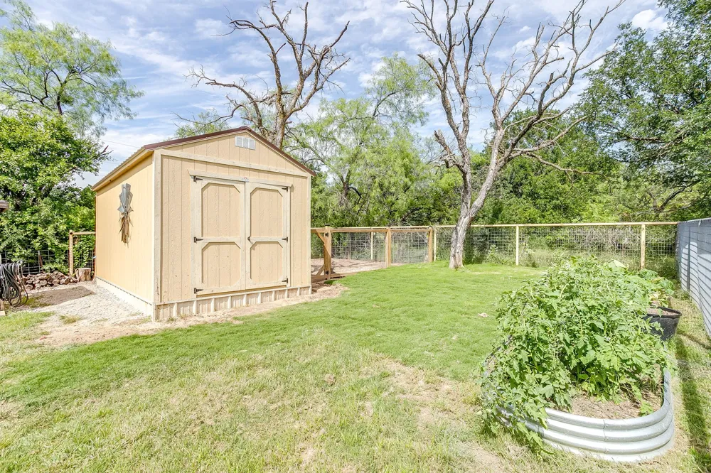 4435 S FM 113 Millsap, TX 76066
