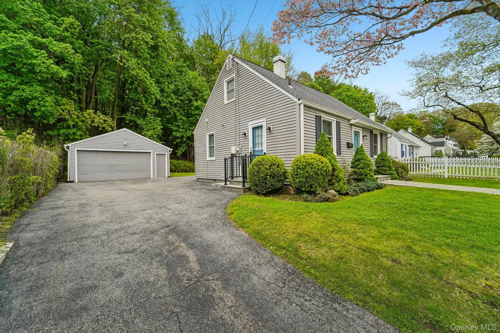 841 King Street Peekskill, NY 10566