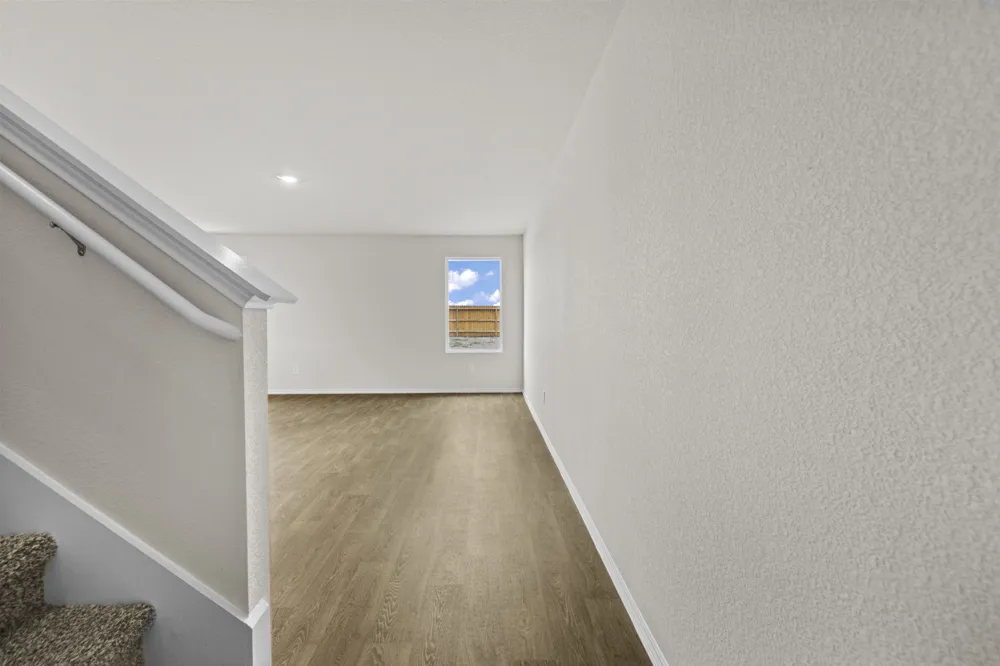 2121 Windflower Lane Luling, TX 78648