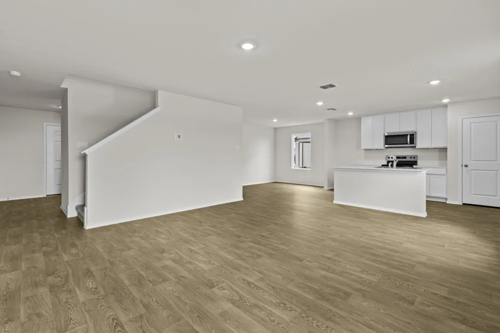 2121 Windflower Lane Luling, TX 78648