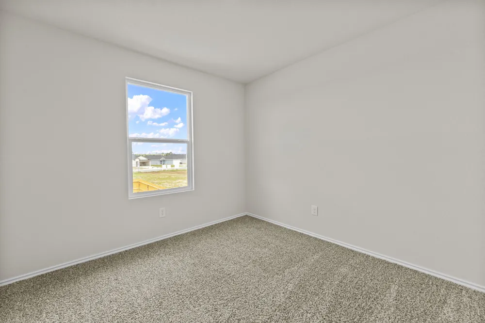 2121 Windflower Lane Luling, TX 78648