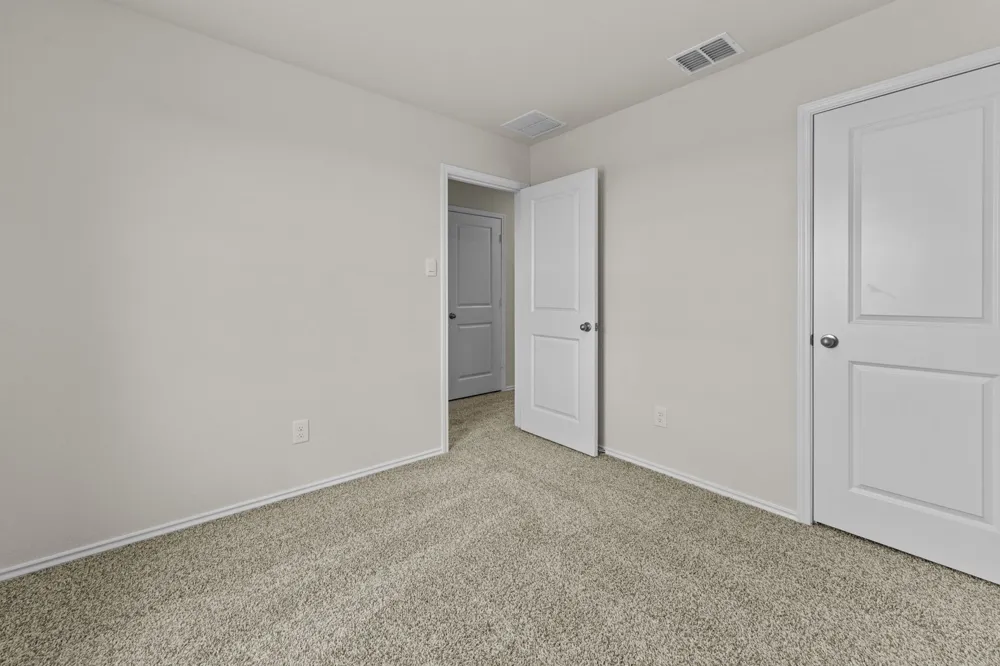 2121 Windflower Lane Luling, TX 78648