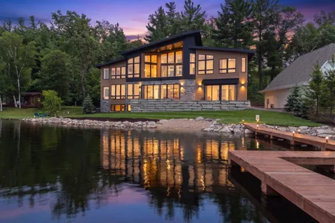 11245 E Steamboat Bay Drive