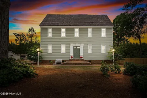 1516 Colony Drive