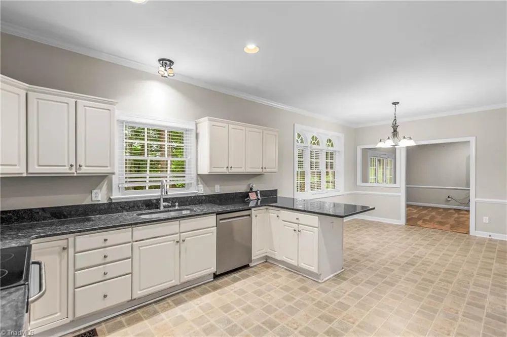 7088 Orchard Path Drive Clemmons, NC 27012