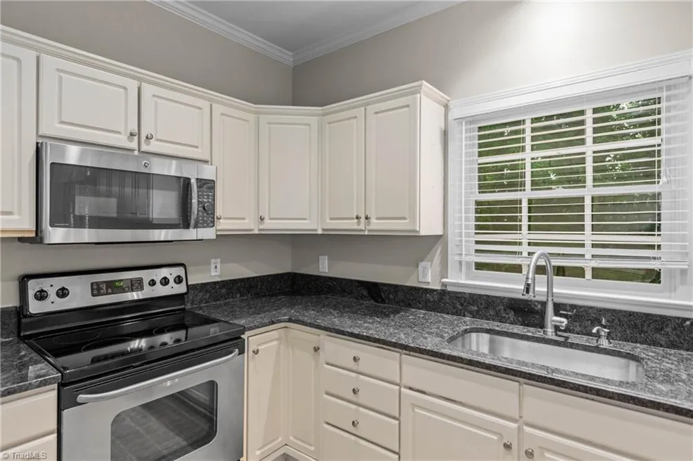7088 Orchard Path Drive Clemmons, NC 27012