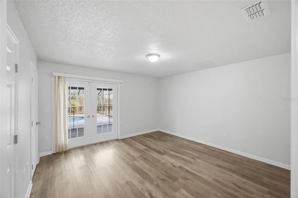 1441 MONTE LAKE DRIVE Valrico, FL 33596