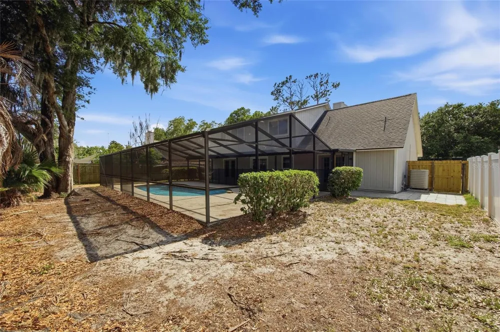 1441 MONTE LAKE DRIVE Valrico, FL 33596