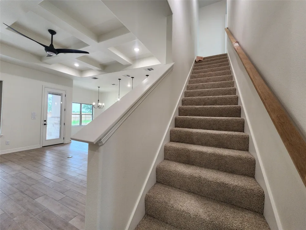 813 Golden Eagle Cove Salado, TX 76571