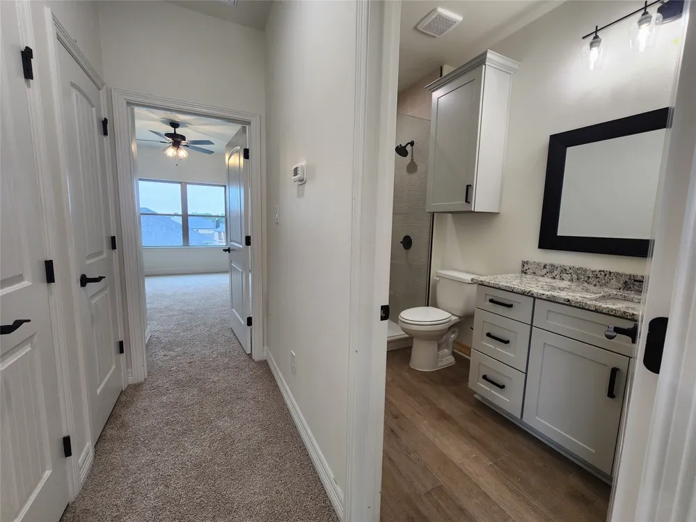 813 Golden Eagle Cove Salado, TX 76571