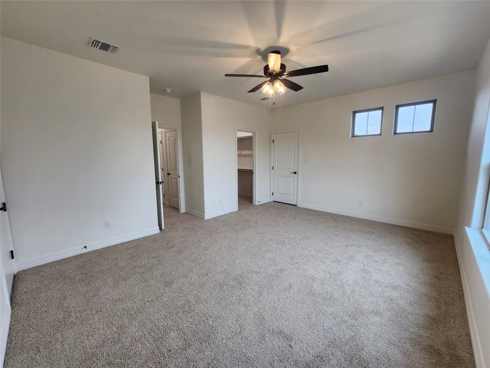 813 Golden Eagle Cove Salado, TX 76571