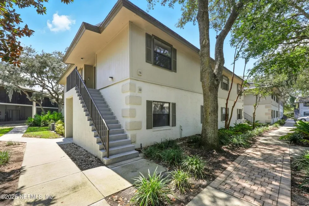 14 NAVARRA COURT #14 St Augustine, FL 32086