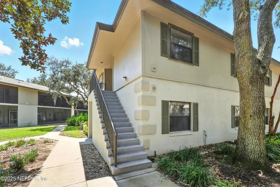 14 NAVARRA COURT #14 St Augustine, FL 32086