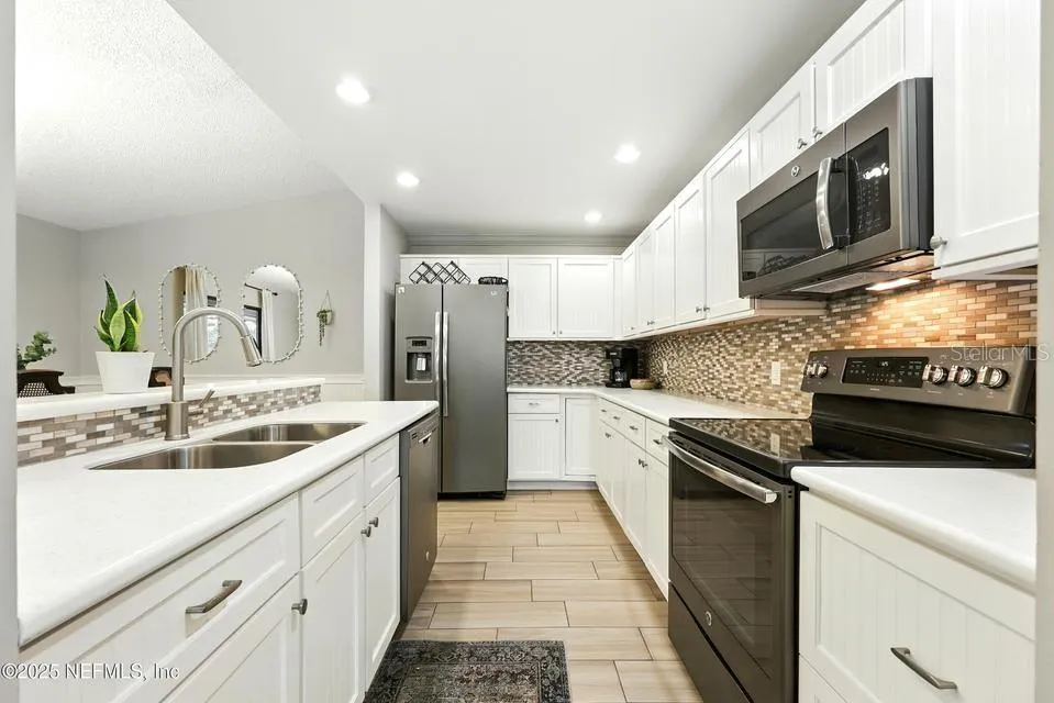 14 NAVARRA COURT #14 St Augustine, FL 32086