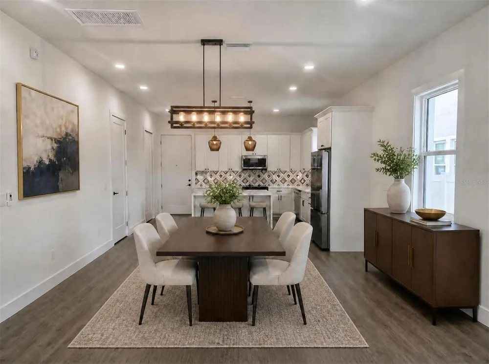 1525 29TH AVENUE St Petersburg, FL 33704