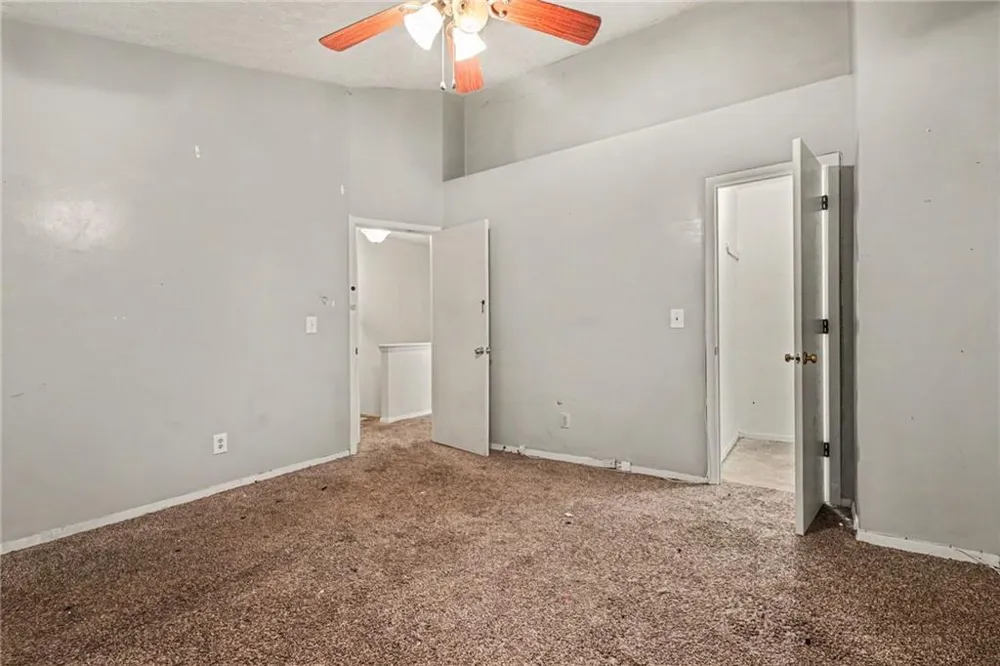 5670 Wells Circle Stone Mountain, GA 30087