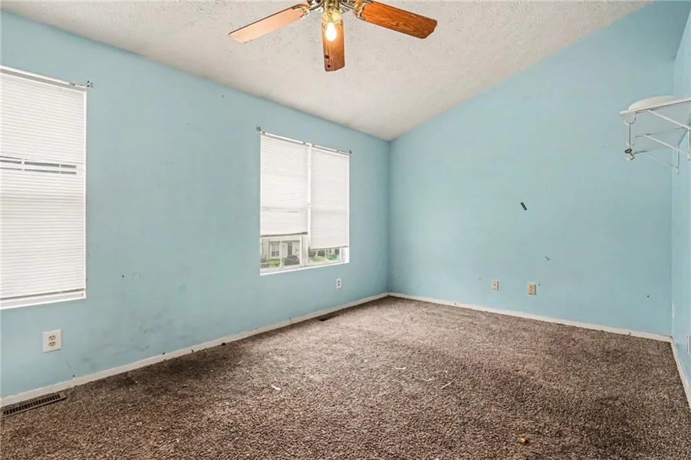 5670 Wells Circle Stone Mountain, GA 30087