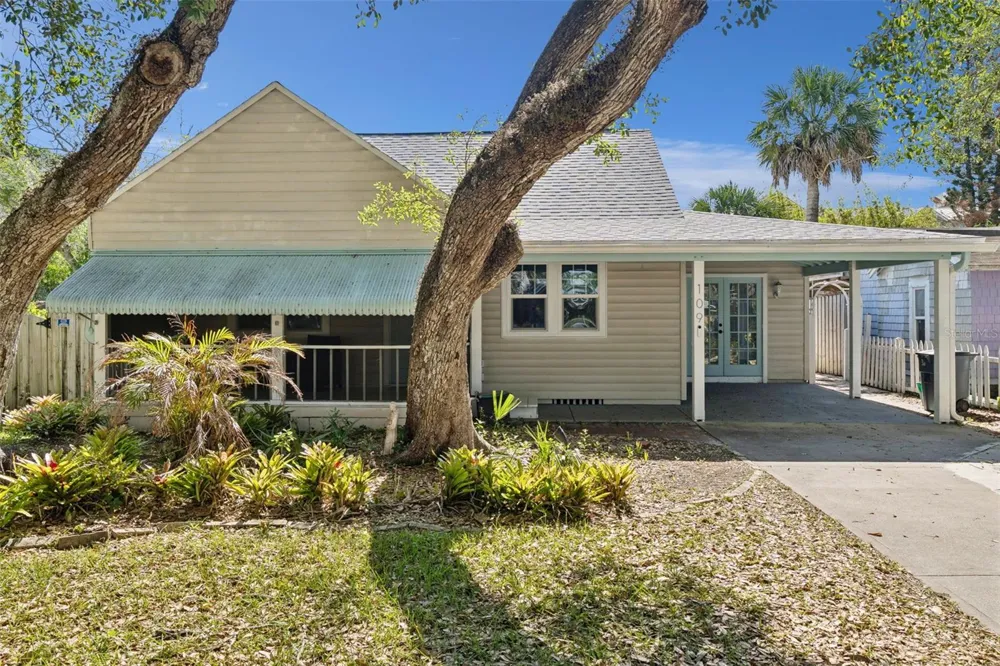 109 PENINSULA AVENUE New Smyrna Beach, FL 32169